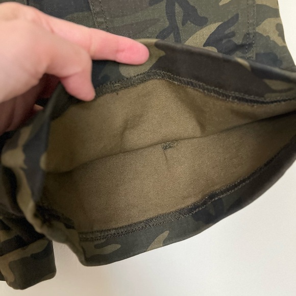 Elite Jeans Womens Camo Shorts 7/28 High Rise Stretch Distressed Casual Outdoor - Picture 16 of 17